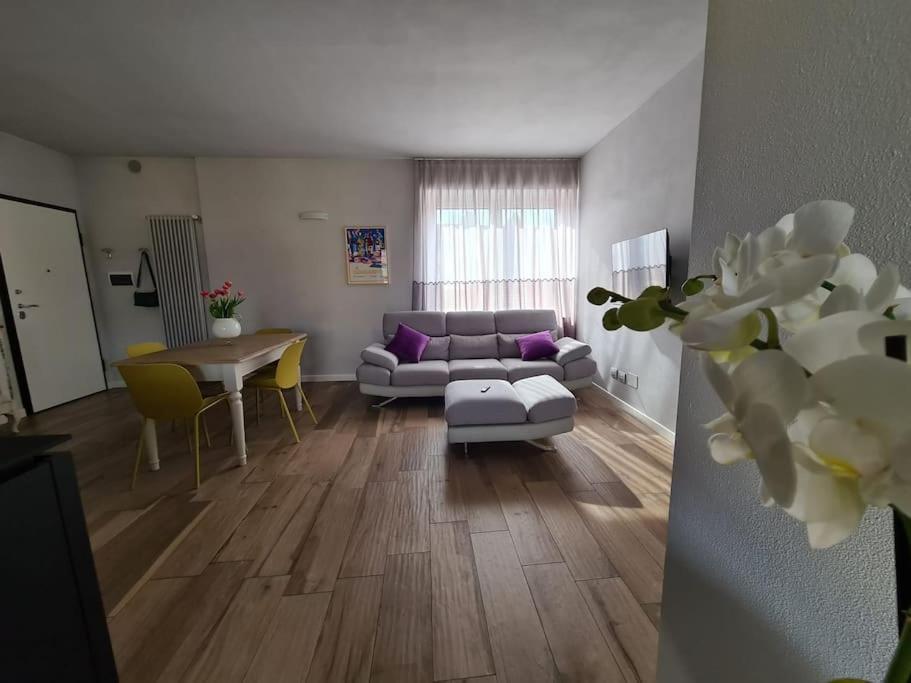 Cuore Di Alba Charming Apartment Екстериор снимка